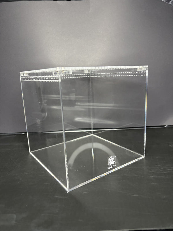 Terrestrial Acrylic Enclosure, 10 x 6 x 5 in clear acrylic enclosure with ventilated locking lid