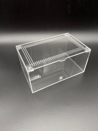 Terrestrial Acrylic Enclosure, 8 x 5 x 4 in clear acrylic enclosure, alternate angle showing the ventilated lid